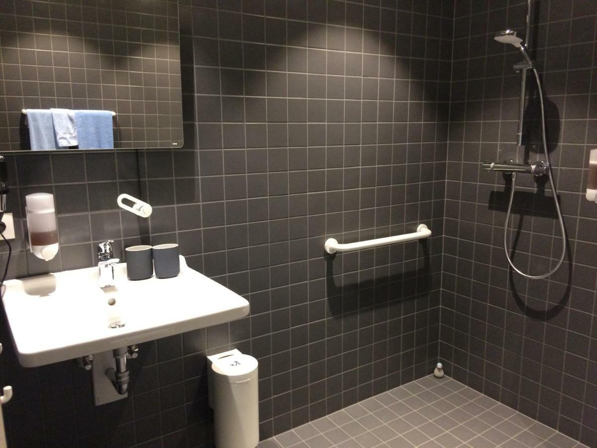Hotel Péitche Lauer Useldange Esterno foto